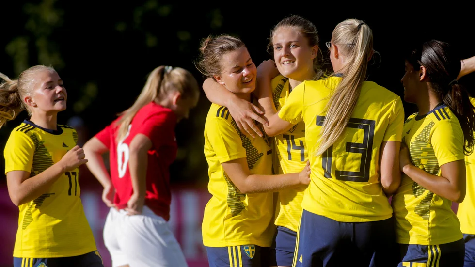 Arkivbild. LFC:s 18-åriga stortalang, Lisa Björk, gjorde ett mål när Sveriges F19-landslag inledde sin resa mot sommarens EM i Belgien.