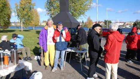 Mona Johansson är ordförande och Marianne Winblad von Walter sekreterare i Hjärt- och lungsjukas förening i Boden. FOTO: Lena Tegström