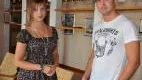Emma Larsson och Jimmy Esberg tycker att den trista arbetsmiljön, skolmaten och bristen på inflytande i skolan utgör de största problemen vid Furuhedsskolan.FOTO: Lotta Nilsson