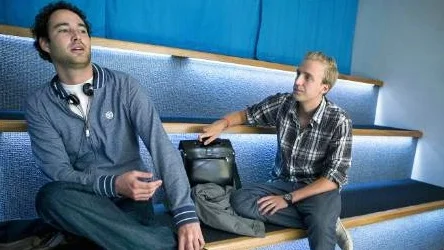 Zakarias "Zacke" Lekberg tillsammans med producenten Anders Rensfeldt.