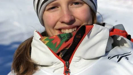 Efter flera år som lovande junior ska 18-åriga Julia Nilsson från Luleå få chansen att visa upp sig på allvar.