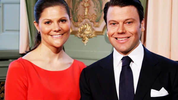 Kronprinsessan Victoria och fästmannen Daniel Westling ska gifta sig sommaren 2010 meddelade man från Stockholms Slott på tisdagen. Foto Hovet kod 10500 SCANPIX SWEDEN