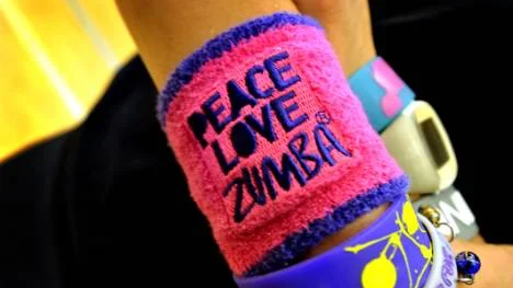 Zumbainstruktörens tuffa armband.Foto: Jessica Rosengren
