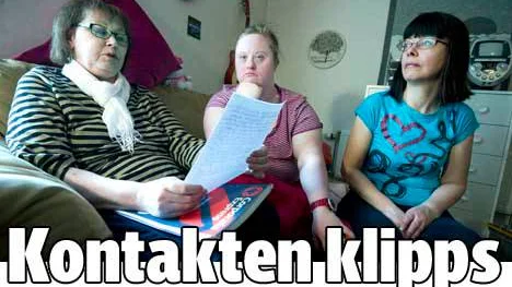 Majvor Dahlberg Rosengren, mamma till Madelen Dahlberg Rosengren, lÃ¤ser upp beslutet frÃ¥n socialfÃ¶rvaltningen. Hennes dotter anses inte vara i behov av en kontaktperson, trots att hon inte kan gÃ¥ utanfÃ¶r boendet pÃ¥ egen hand.