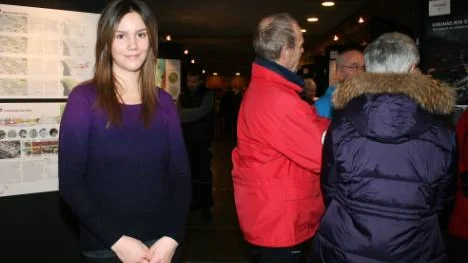 Linn Roslin Müller tyckte det var svårt att peka ut ett enskilt arkitektbidrag. "Jag skulle nästan vilja se ett axplock från allt", säger hon.Foto: Maria unga