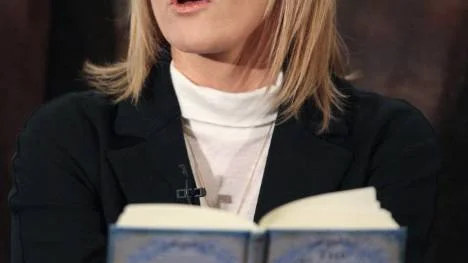 JK Rowling debutbok för vuxna gillas inte av NSD:s recensent.