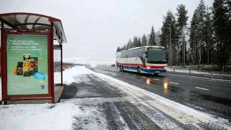 En sex kilometer lång mötesfri vägsträcka på 97an för 110 miljoner utanför Boden invigdes nyligen. Men bussfickan i Södra Svartbyn blev en flopp. Den är avstängd av säkerhetsskäl och Länstrafikens buss kör förbi.