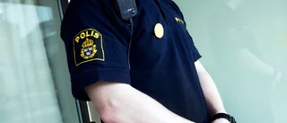 Nu får polisen bära skjutklara vapen
