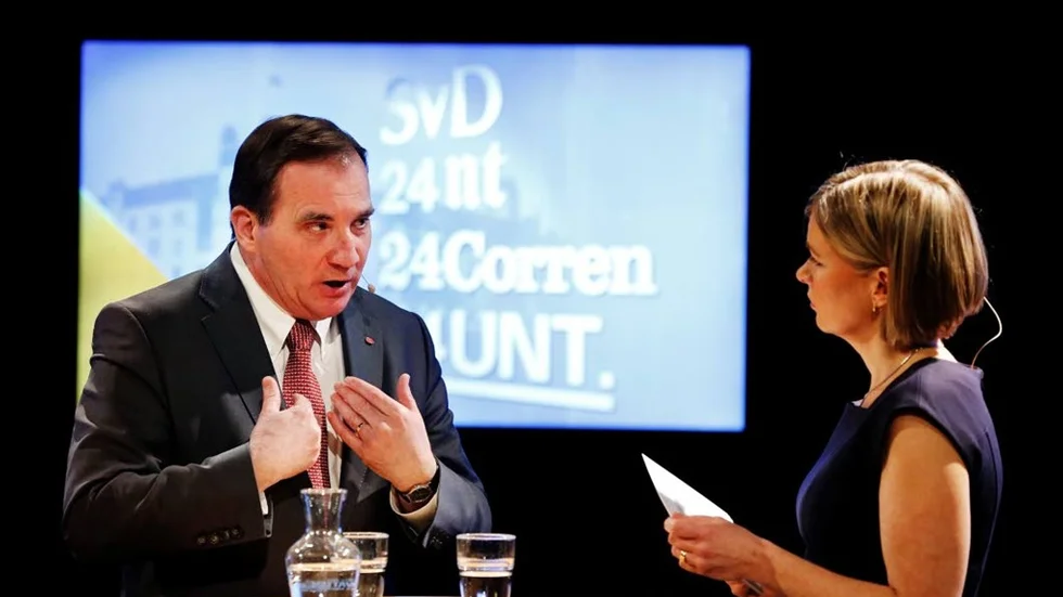 S-ledaren Stefan Löfven grillades av Anna Lindberg i  "Slaget om Rosenbad" på 24Corren.