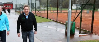 Ny simhall krossar sporthall