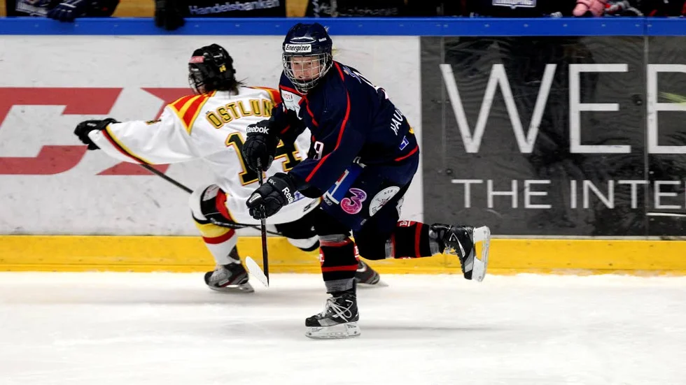 Tvåmålsskytt. Madelen Haug Hansen gjorde två mål för LHC mot Espoo.