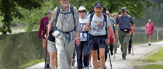 Pilgrimer vandrar genom Linköping