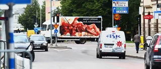 Bilder på foster möter kritik