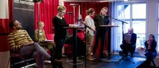 Ung dramatik upp på scen