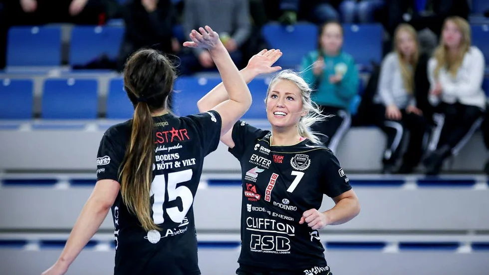 Julia Grahn. Boden Handboll vill locka hem stjärnan, som i sin tur inte är lika sugen.