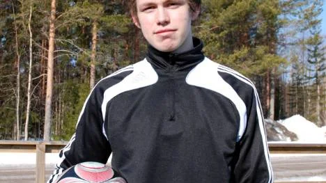 Motståndarförsvaren får se upp för Mattias Nilsson.