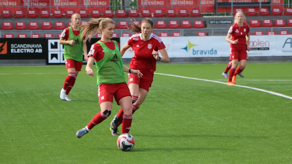 Maja Green är tillbaka i full träning med sitt Piteå IF efter en lång frånvaro på grund av skada.