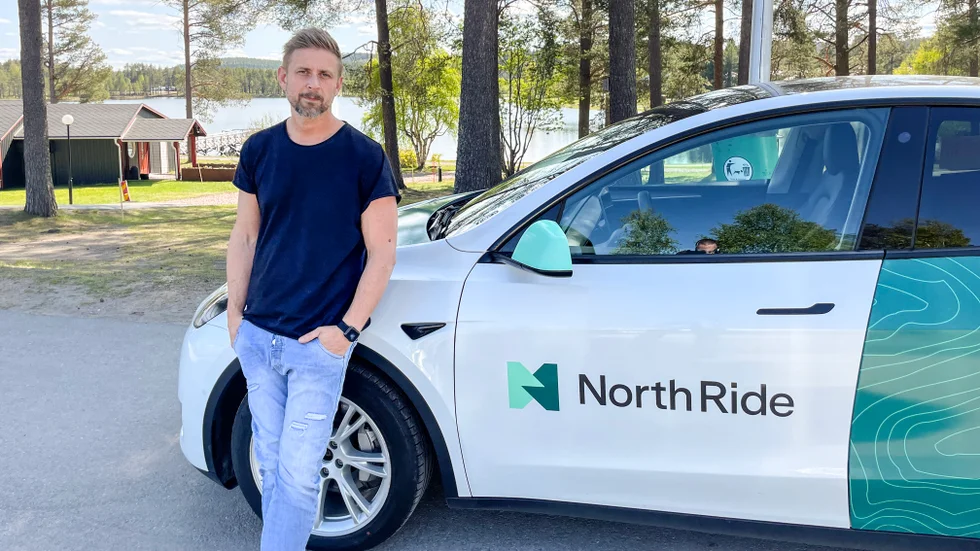 Älvsby Taxi North Ride tar hem flera nya orter för färdtjänst och sjukresor. Bolagets vd David Lindström är glad över upphandlingen och säger att bolaget är väl positionerat för att göra de investeringar som krävs.