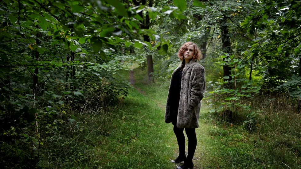 Författaren. Hanna Hellquist (född 1980) är programledare, författare och krönikör i DN.
