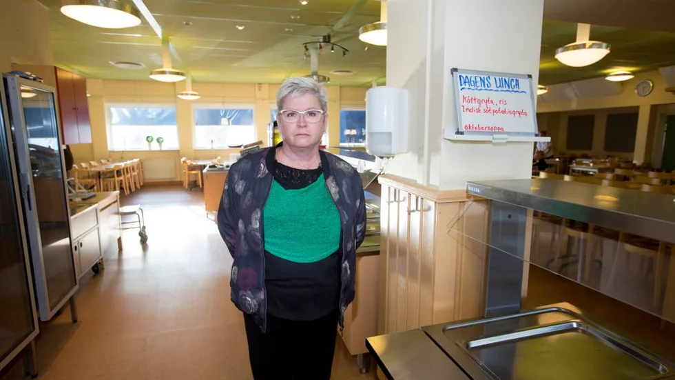 Lågstadieläraren och tidigare kommunpolitikern Catrin Gisslin (MP) kritiserar kommunens användning av palmolja i maten. ”Kommunen har både ett etiskt ansvar och ett hälsoansvar att inte köpa in produkter med palmolja”