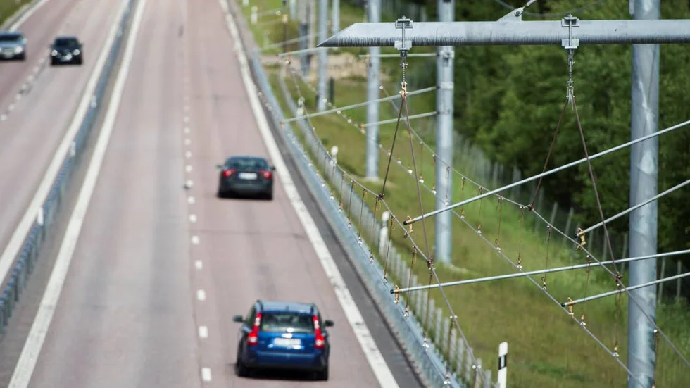 Elektrifierad väg utanför Sandviken.