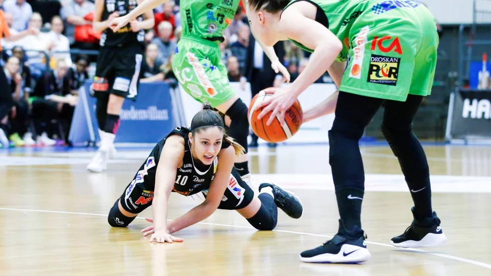 Fysmonster. Hela Luleå Baskets start femma spelar i princip hela matcher och det har man uppenbarligen fysiken för.