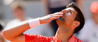 Djokovic enkelt vidare till nästa omgång