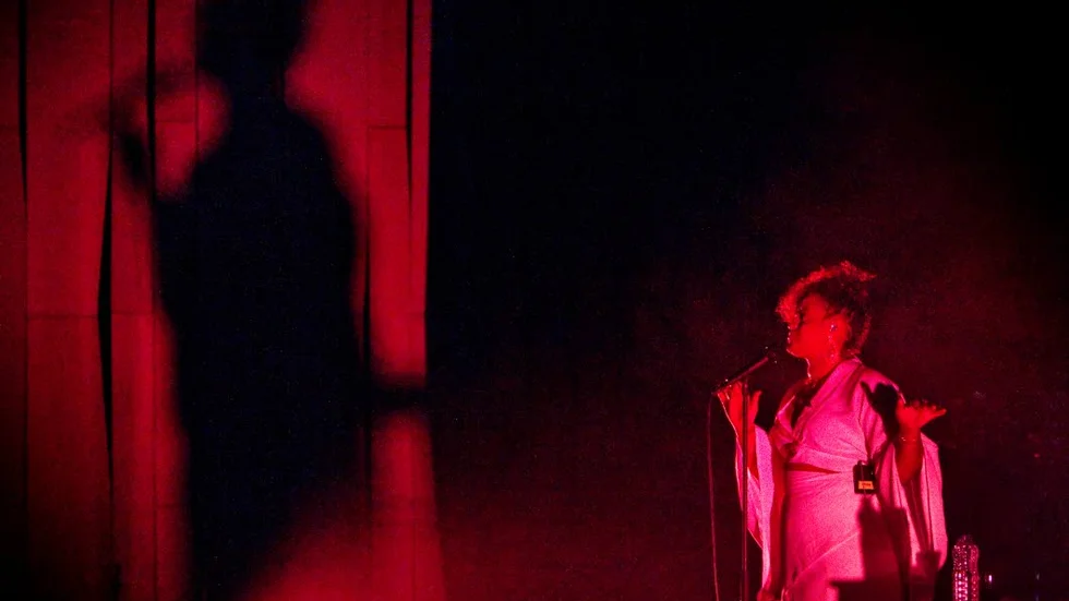 Konsert. Under ”Let’s Pretend Tour”, är alla delar av konceptet Seinabo Sey i synk.