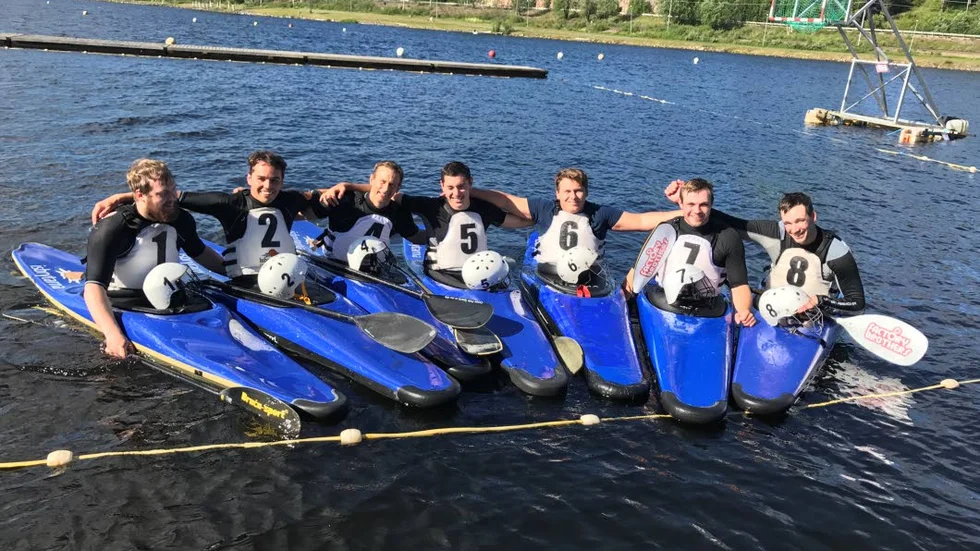 Isbrytarna. Herrlaget som också vann finalen i poloallsvenskan, fr v, Robert Harlin, August Lindberg, Mats Lindmark, Jim Wåhlin, Josef Lövgren, Björn Landerstedt, Helmer Johansson.