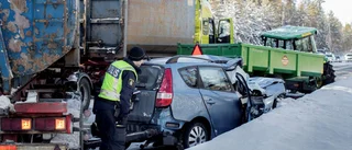 Trafikolycka med flera fordon