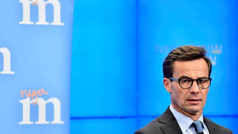 M-budget. För den som jobbar, vill jobba eller har jobbat.