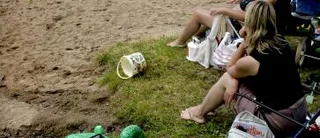 På sommaren ska det  badas - oavsett väder