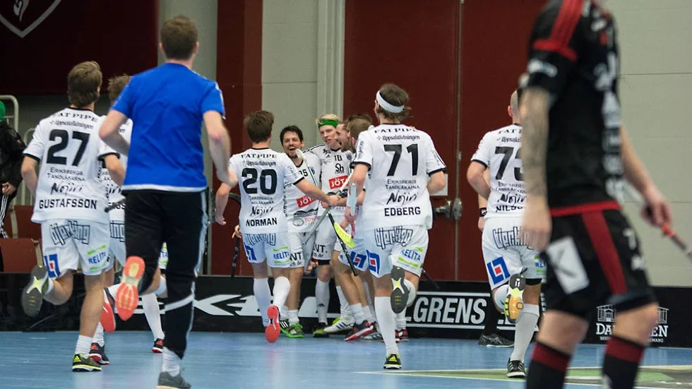 Jubel. Daniel Stenlund avgjorde för Sirius i sudden.