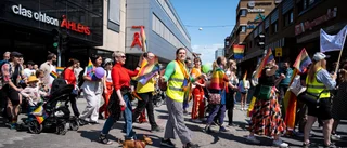 BILDEXTRA: Här vandrar Pridetåget genom Linköping 