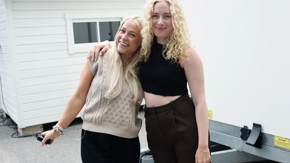Klara Hammarström och Wiktoria Johansson var glada att träffa varandra på Boden Alive. Speciellt med tanke på att Hammarström fick kämpa för att ta sig upp. 