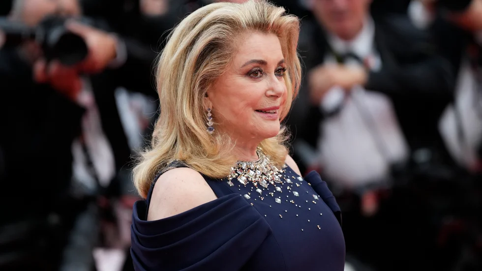 Catherine Deneuve spelar Bernadette Chirac i en fransk komedi som har premiär senare i år. Arkivbild.