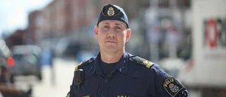 Kommunpolisen efter mordet på öppen gata