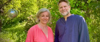 Frustrerad över stela manliga samtal – startade podd med Peter