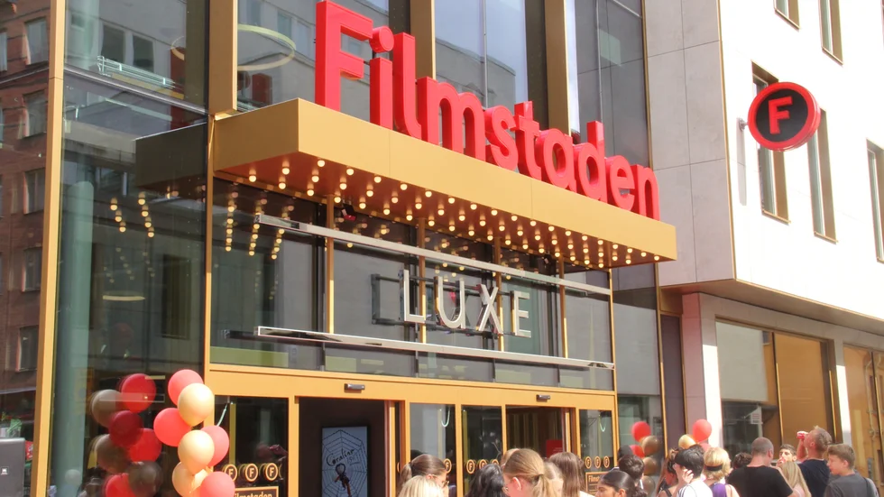 Biopalatset Filmstaden Luxe är sex våningar högt och kostade 500 miljoner att bygga, exklusive all toppmodern teknik.