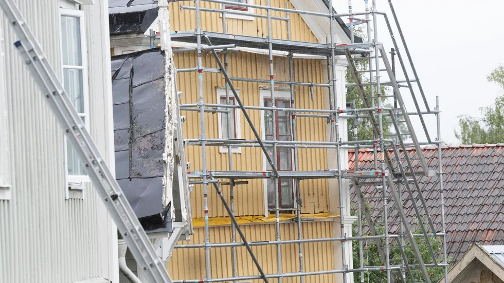 Höjt ROT och RUT bedöms efterfrågan på tjänster som byggbranschen erbjuder öka, skriver debattörerna, som samtliga företräder Tidöpartierna. 