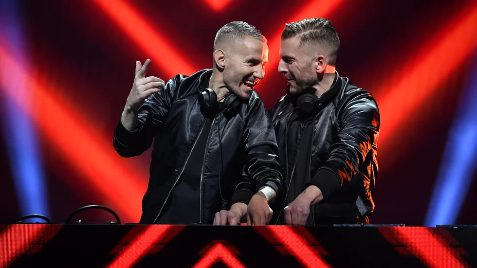 Den elektroniska musikduon Galantis – Christian Karlsson och Linus Eklöw – återfinns på flera placeringar på listan över de mest strömmade svenska låtarna utomlands. Arkivbild.