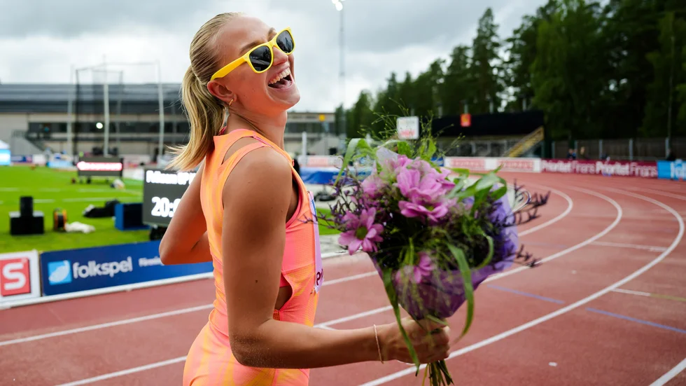 Maja Åskag i vinnarglasögon efter OS-genrepet i Karlstad. Nu väntar uppladdning på hemmaplan med fokus på träning.