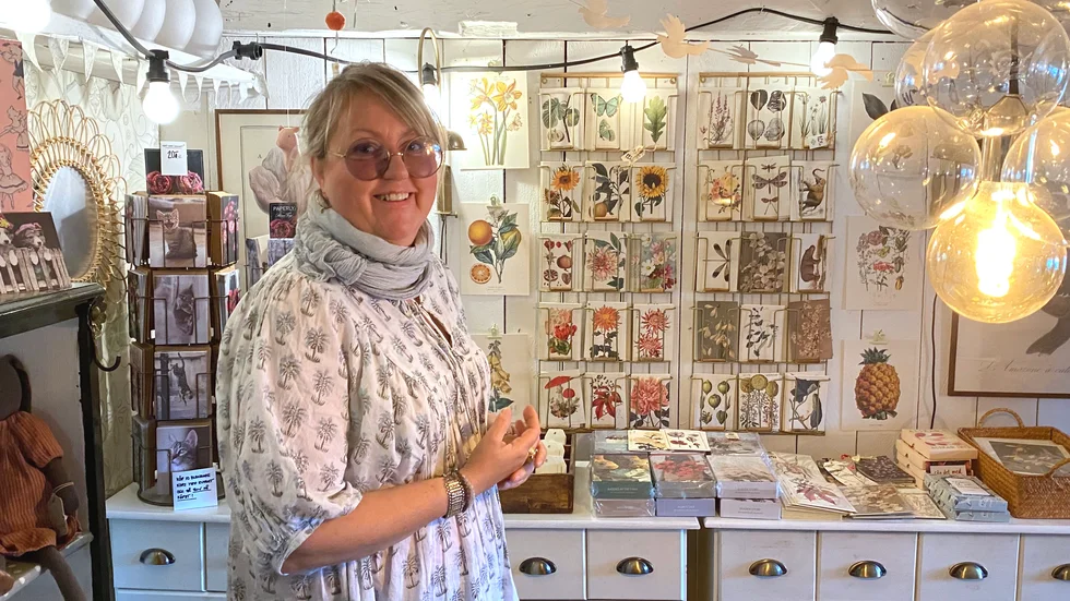 Sandra Wallmokrans driver gårdsbutik och kafé på hemmaplan i Djuckerö utanför Ljusfallshammar. 