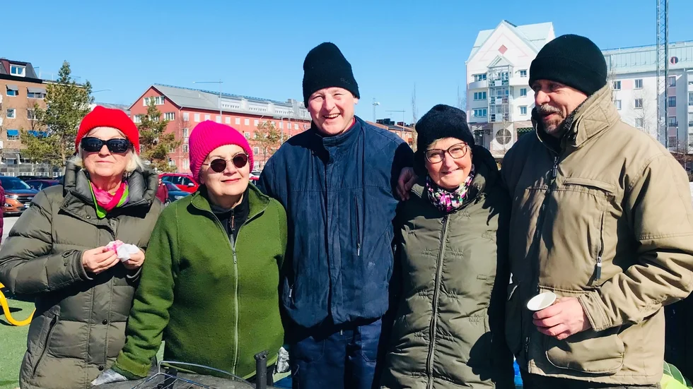 Birgit, Gemila, Sten-Erik, Ulla och Ingemar. Trivselgruppen gillar läget!
