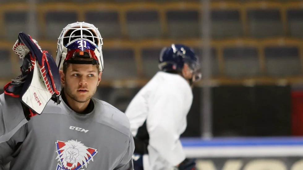Fokus på LHC-målvakten Jesper Myrenberg inför kvartsfinalspelet mot Skellefteå. 