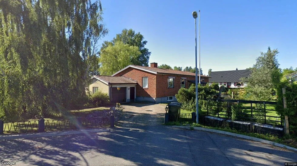 Lövbergsvägen 12