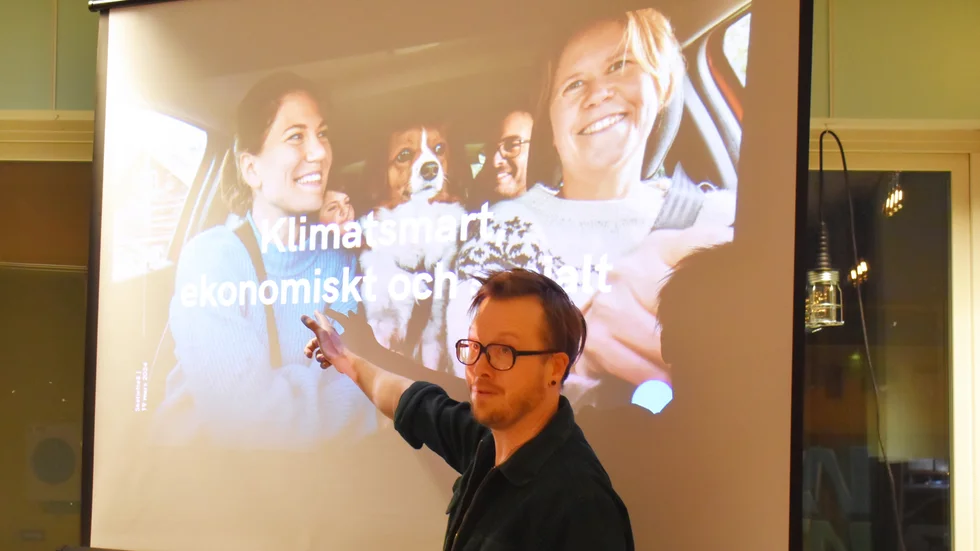 Mattias Jägerskog pekar på ordet ekonomiskt, som har blivit ett viktigare argument sedan bensinpriserna gick upp. Andra argument för samåkning är klimatsmart och socialt. 