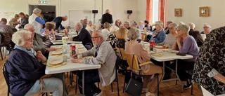 Palt och föreläsning på berättarcafé