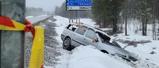 Malmbil och bil i krock – man allvarligt skadad