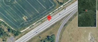 Stopp på E4 på grund av olycka med två personbilar